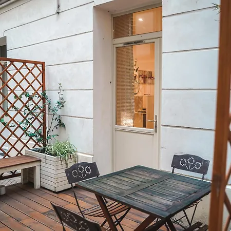 Charming Souplex In * Paris